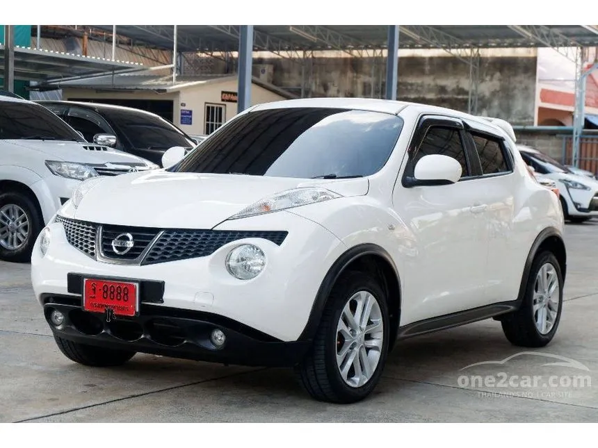 2015 Nissan JUKE V SUV