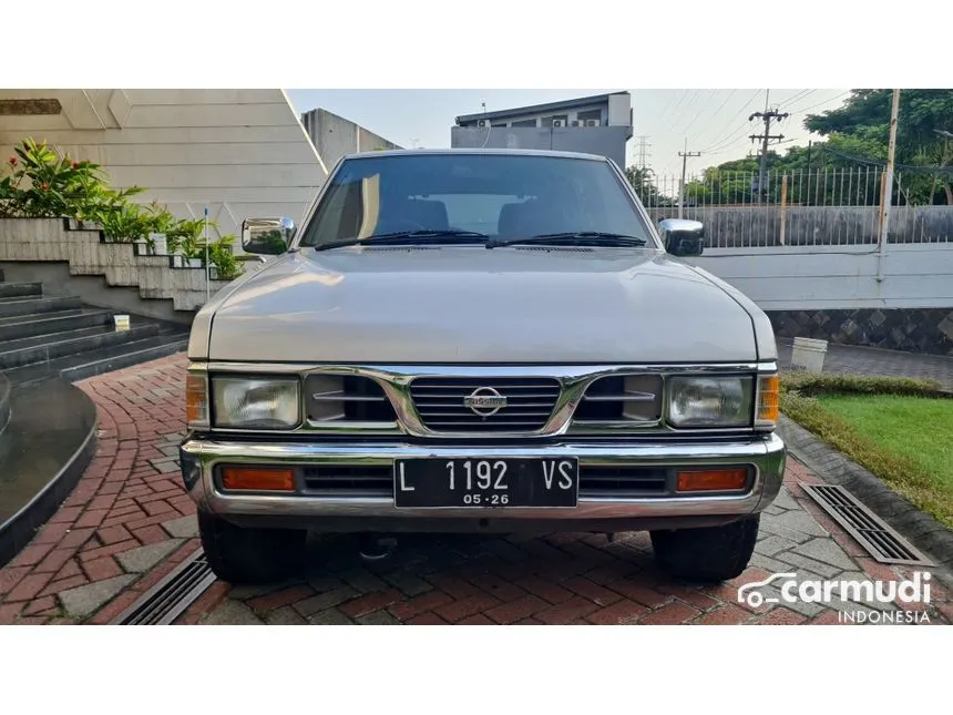 Jual Mobil Nissan Terrano 1998 SGX 2.4 di Jawa Timur Manual SUV Putih Rp 99.000.000