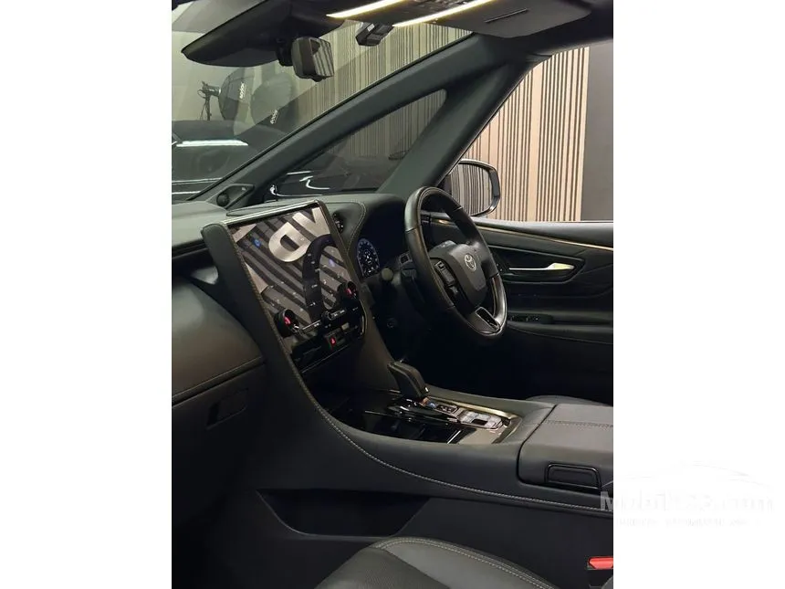 2024 Toyota Alphard HEV (Premium Color) MPV
