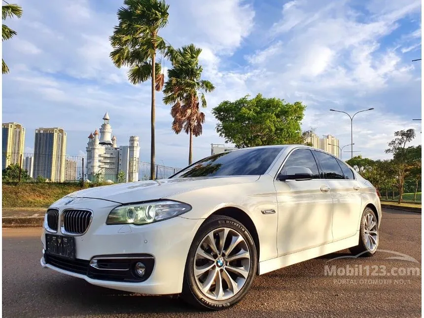 Jual Mobil BMW 520i 2015 Luxury 2.0 di DKI Jakarta Automatic Sedan ...