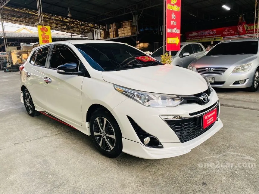 2020 Toyota Yaris High Hatchback