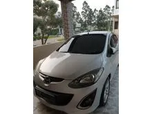 2012 Mazda 2 R Hatchback