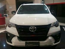 2019 Toyota Fortuner 2.4 TRD SUV