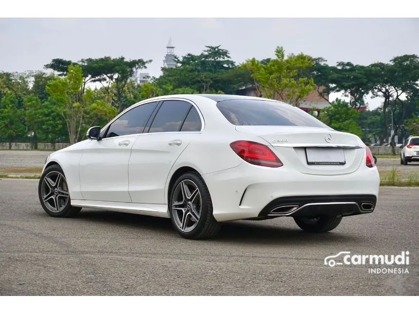 2019 Mercedes-Benz C300 AMG Line Sedan