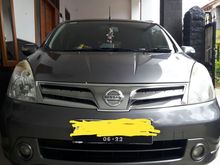 2012 Nissan Grand Livina 1.5 Ultimate MPV