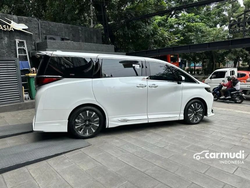 2024 Toyota Alphard G MPV