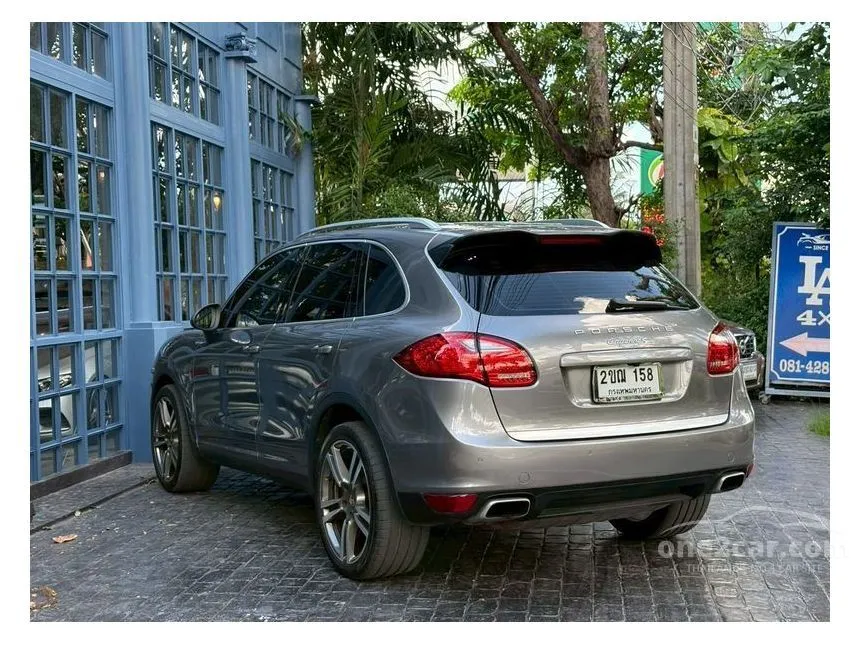 2012 Porsche CAYENNE S Hybrid SUV