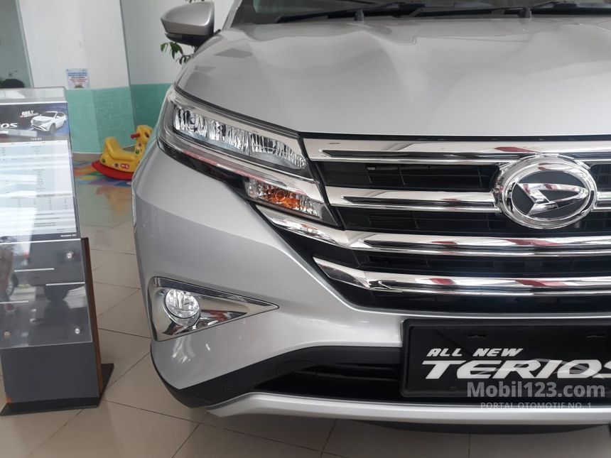 Jual Mobil Daihatsu Terios 2020 R 1.5 di Jawa Timur Manual SUV Silver