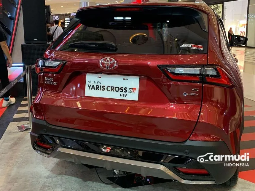 2023 Toyota Yaris Cross S HEV GR Parts Aero Package Wagon