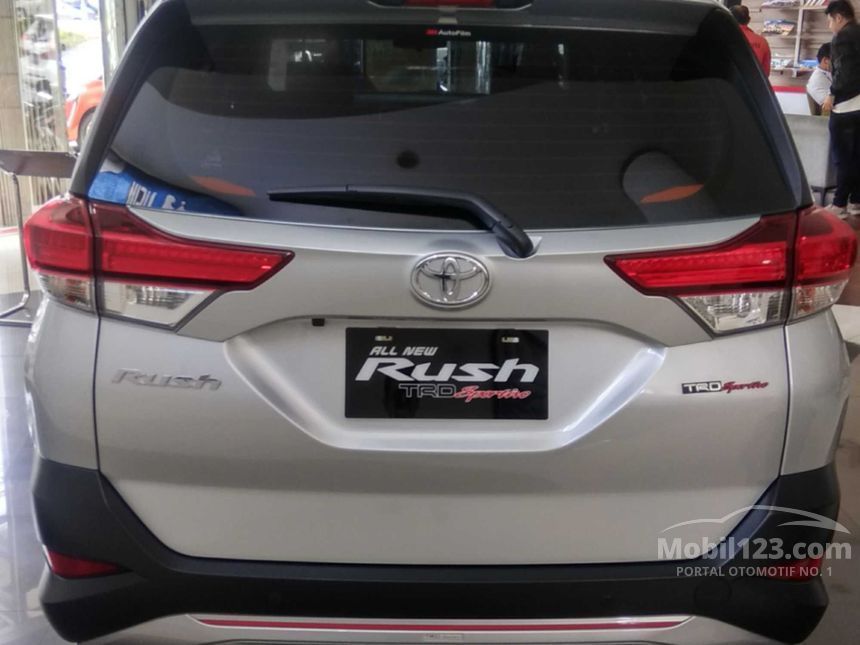 Jual Mobil  Toyota  Rush  2019  TRD  Sportivo  1 5 di DKI 