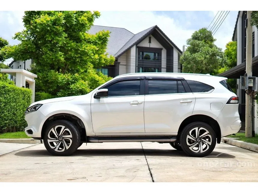 2022 Isuzu MU-X Ultimate SUV