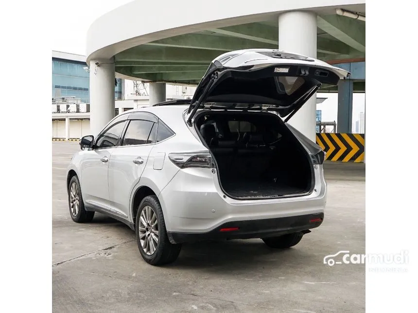 2014 Toyota Harrier SUV