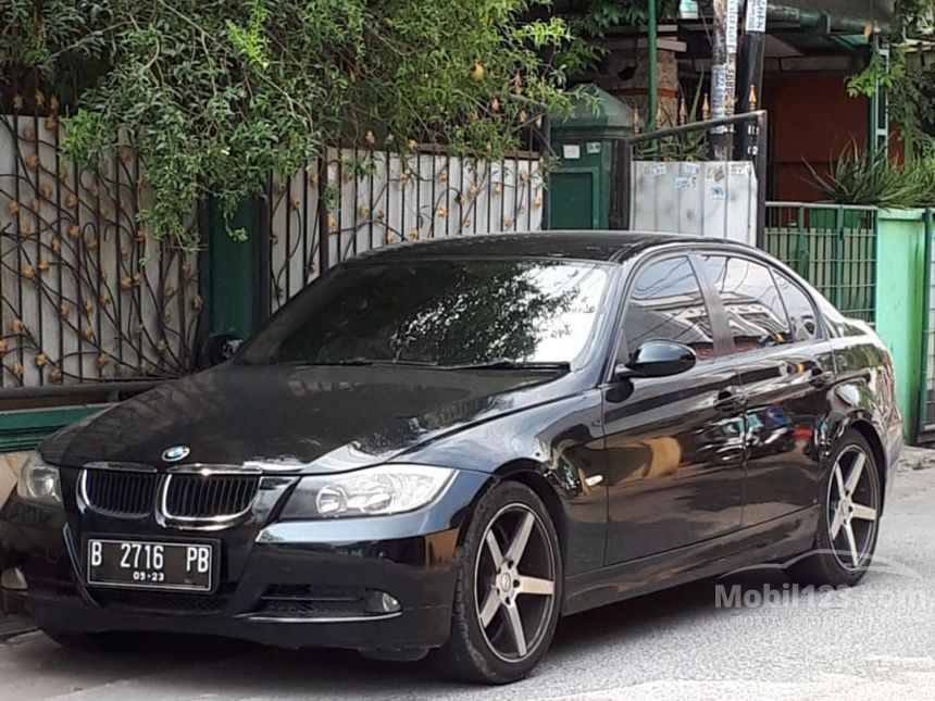 Jual Mobil BMW 320i 2006 E90 2.0 di DKI Jakarta Automatic Sedan Hitam ...