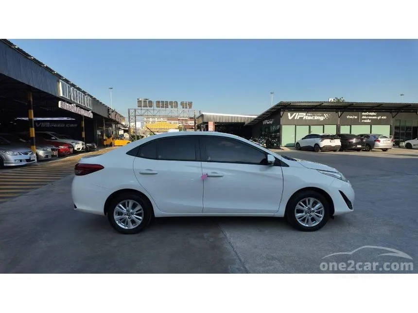 2019 Toyota Yaris Ativ E Sedan