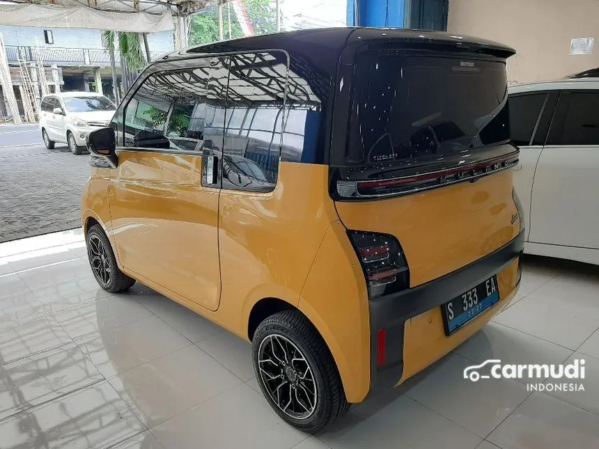 2022 Wuling EV Air ev Charging Pile Long Range Hatchback