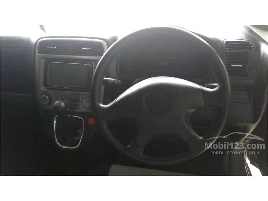 Jual Mobil  Honda  Stream 2006  2 2 0 di Jawa Barat Automatic 