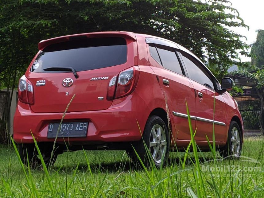 Legenda Jalanan: Mengupas Detail Agya 2016 Merah