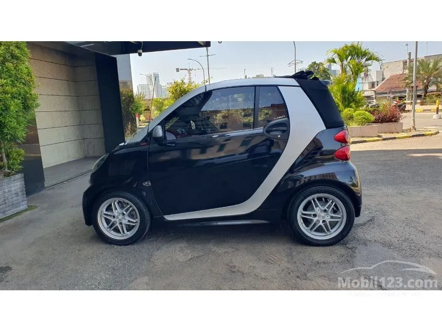 2013 smart fortwo Passion Convertible