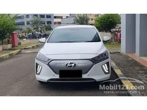 2022 Hyundai IONIQ Signature Coupe