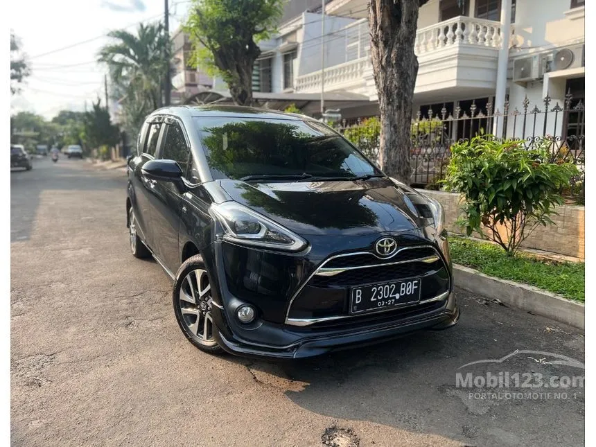 Jual Mobil Toyota Sienta 2016 Q 1.5 di DKI Jakarta Automatic MPV Hitam Rp 160.000.000
