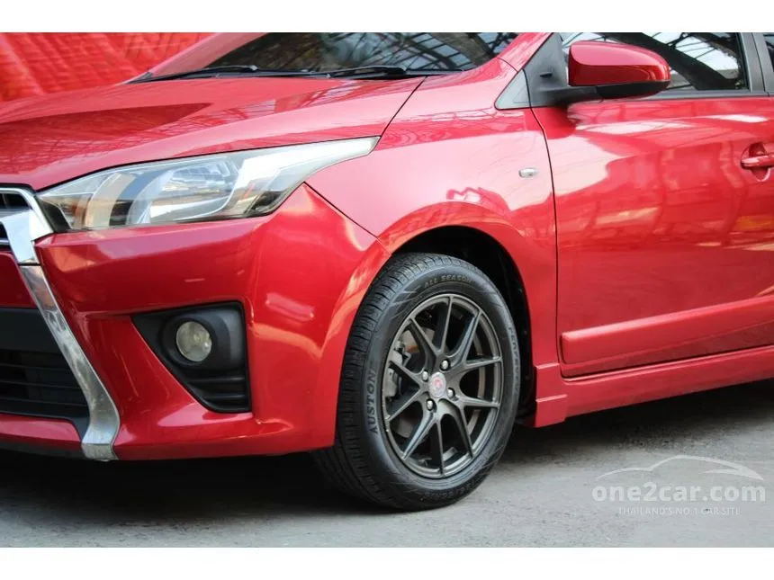 2014 Toyota YARIS E Hatchback
