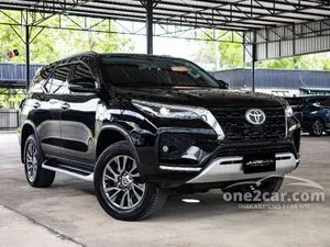 2020 Toyota FORTUNER 2.4 V SUV
