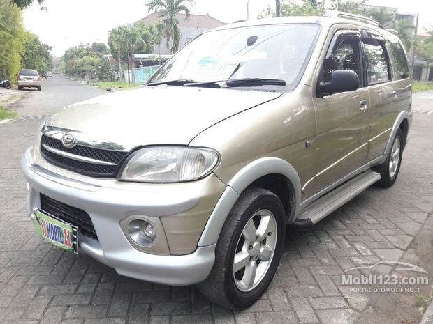 Daihatsu Taruna Mobil bekas dijual di Jawa Timur 