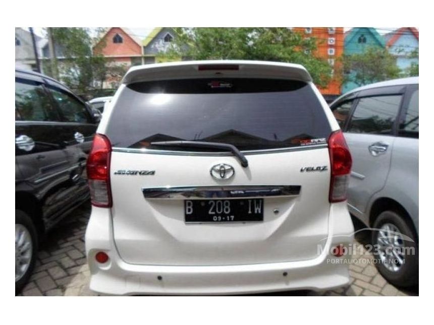 Jual Mobil Toyota Avanza 2012 Veloz 1 5 Di Bali Manual Mpv Putih Rp 85 000 000 2830680 Mobil123 Com