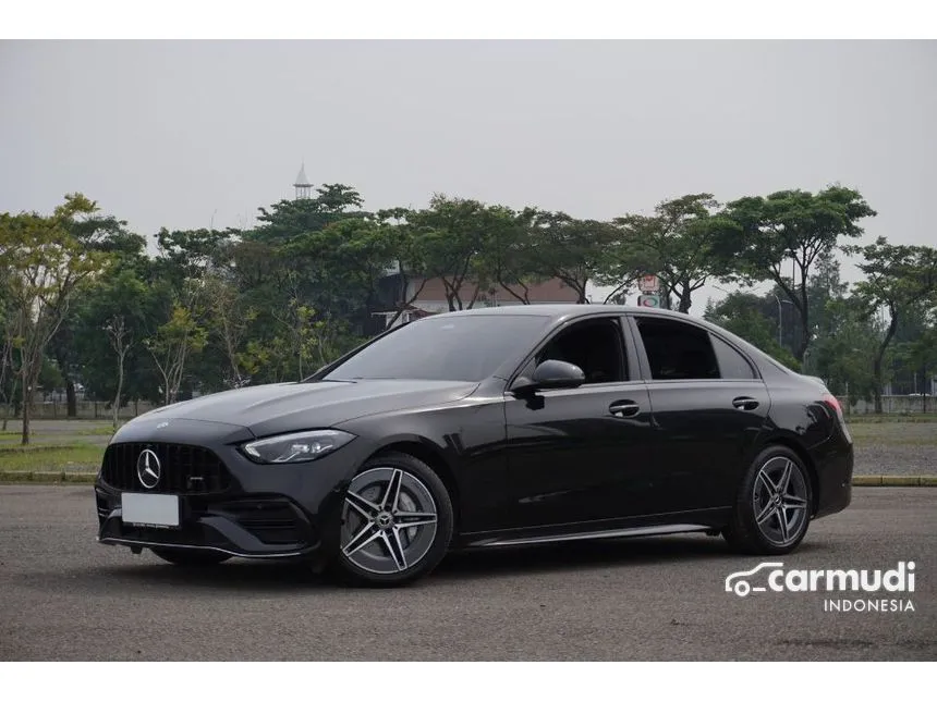 2022 Mercedes-Benz C300 AMG Line Sedan