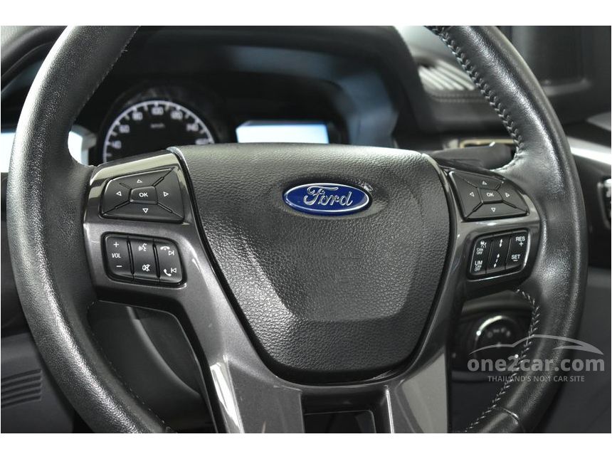 Ford Everest 2020 Titanium 2.0 in ภาคตะวันออก Automatic SUV สีขาว for