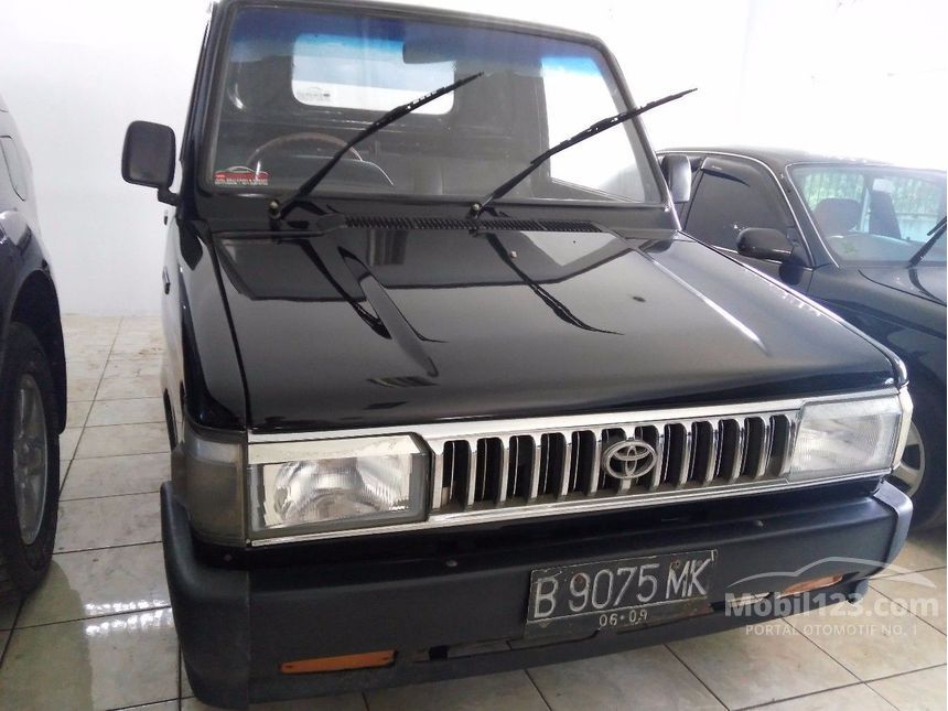 Jual Mobil  Toyota  Kijang  Pick Up  1990 1 5 di Jawa Barat 