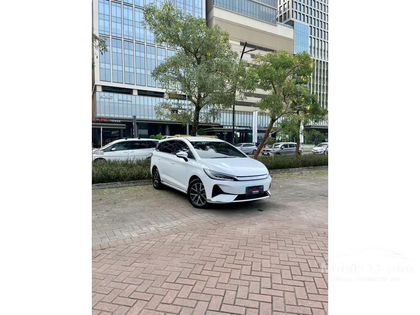 2025 BYD M6 Standard 7 Seater MPV