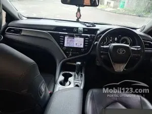 2021 Toyota Camry 2.5 Hybrid Sedan