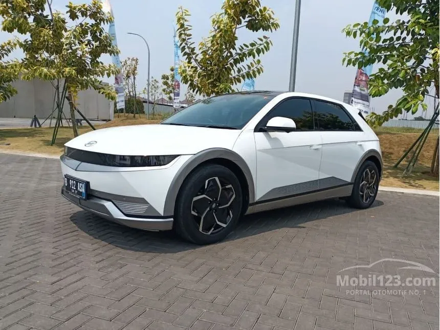 Jual Mobil Hyundai IONIQ 5 2022 Standard Range Signature di DKI Jakarta ...