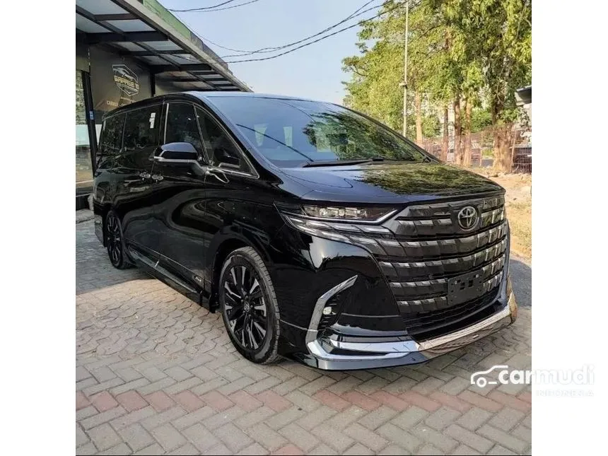 2024 Toyota Alphard HEV MPV