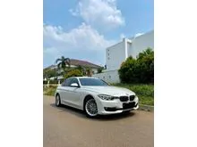 2013 BMW 320i 2.0 Sport Sedan White on Black Odo 59 Rb (TERMURAH)