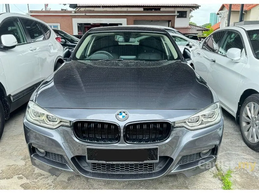 2016 BMW 318i Luxury Sedan