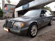 1989 Mercedes-Benz 300TE