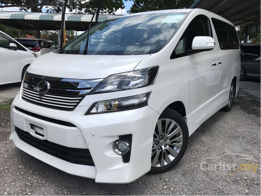 Toyota vellfire 2013