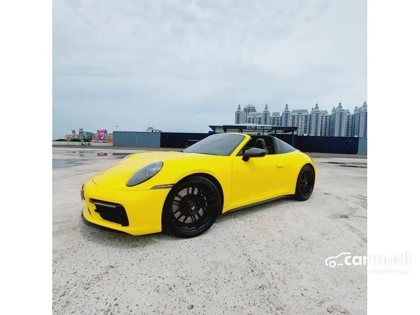 2023 Porsche 911 Targa 4 GTS Coupe