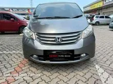 Honda Freed 1.5 E PSD AT 2010 Abu-abu TDP 35jt Kondisi Mobil Istimewa Bergaransi dan Dijamin Siap Pakai