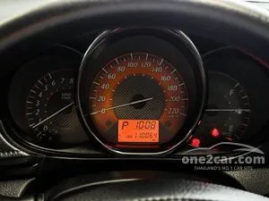 2014 Toyota YARIS 1.2 E Hatchback