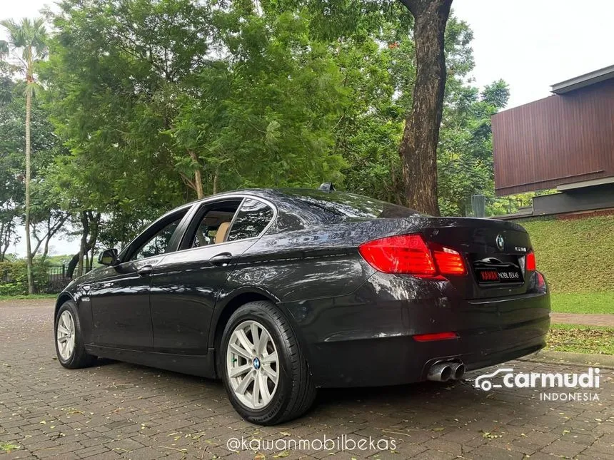 2014 BMW 520i Luxury Sedan