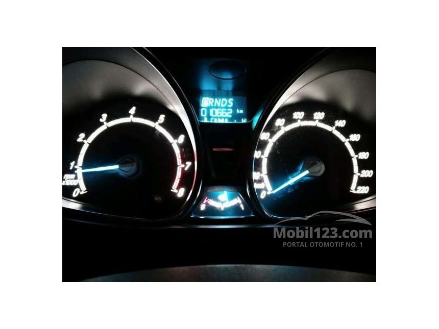 Jual Mobil Ford Fiesta 2015 Sport 1.5 di DKI Jakarta 