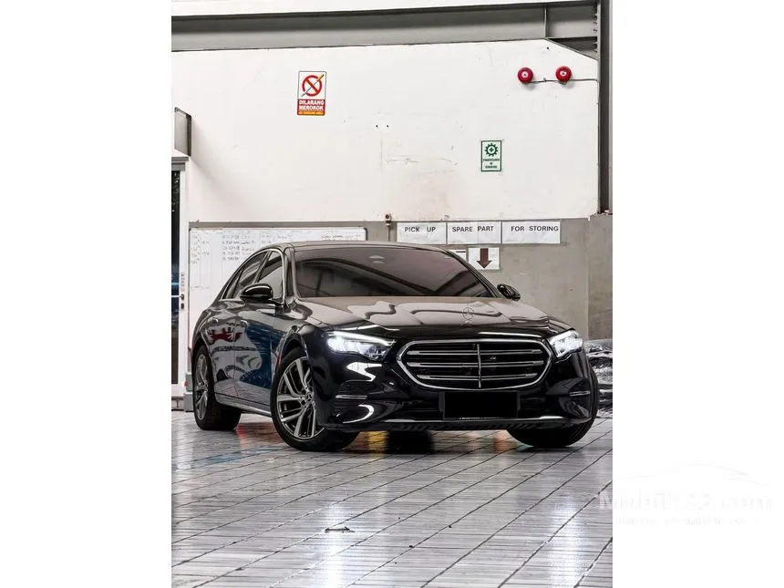 2024 Mercedes-Benz E200 Exclusive Line Sedan