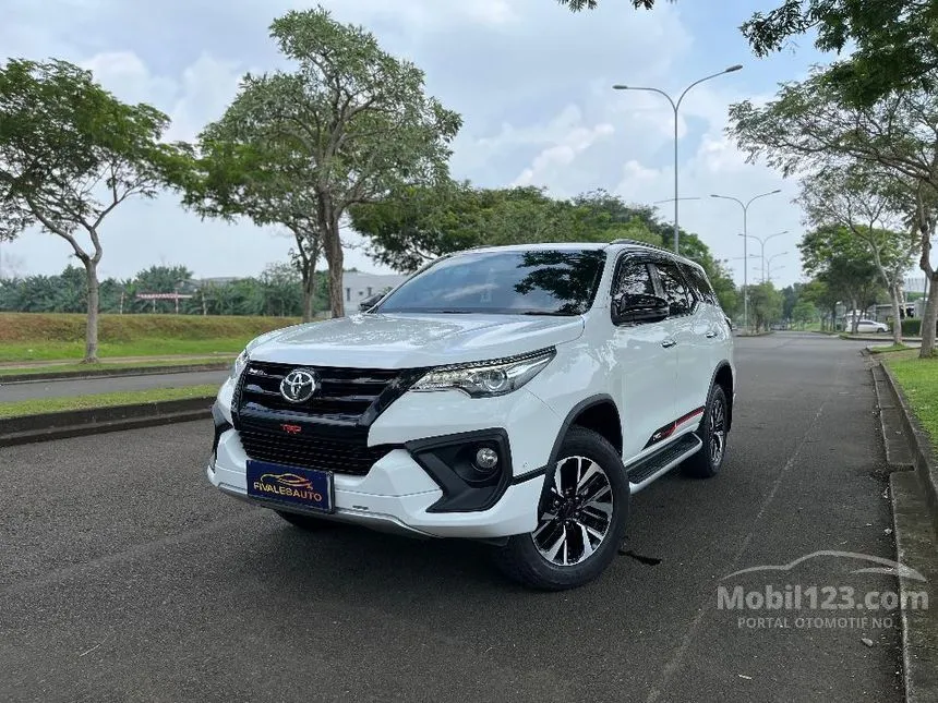 2019 Toyota Fortuner VRZ TRD 4X2 SUV