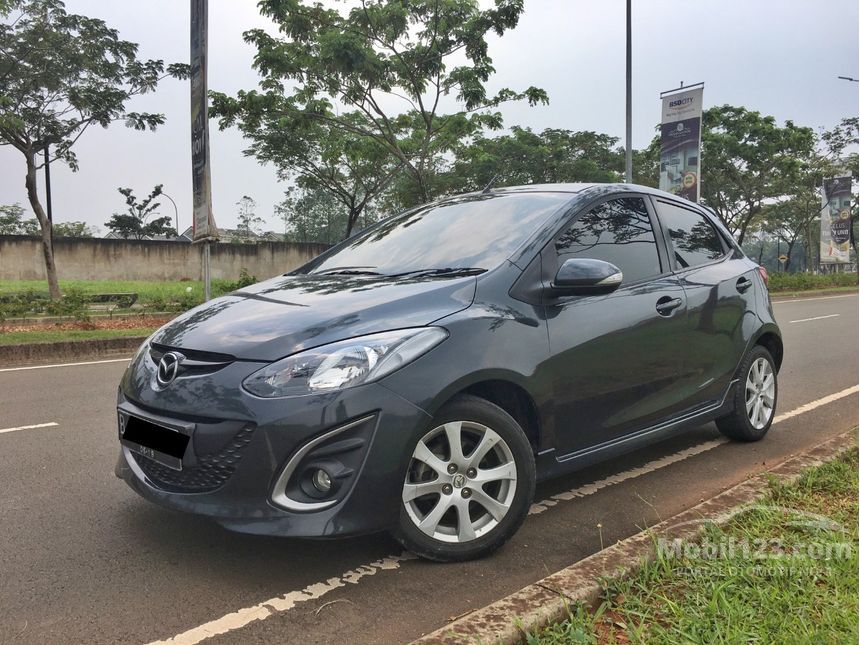 Mazda 2 2013