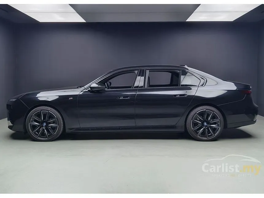 2023 BMW i7 xDrive60 M Sport Sedan