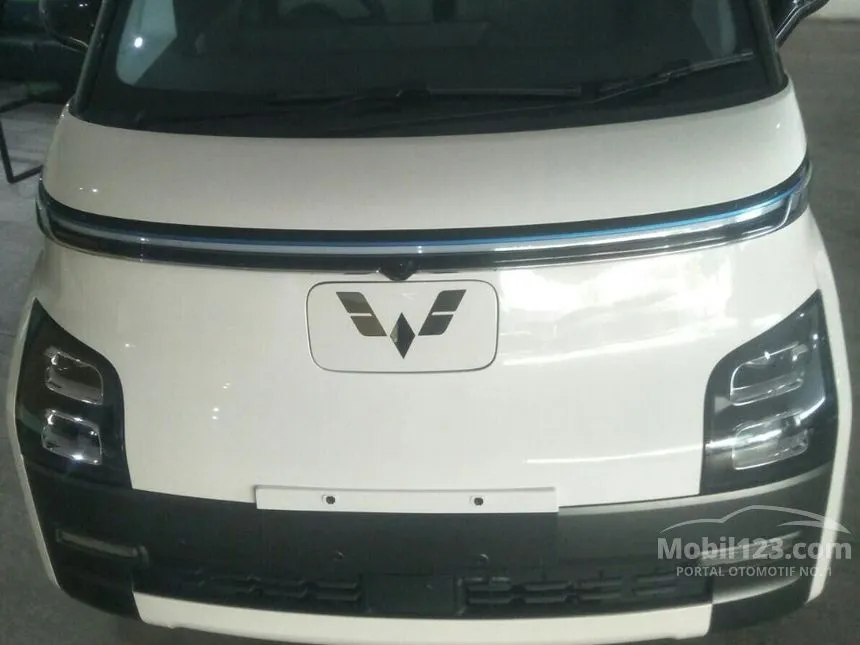 Jual Mobil Wuling EV 2024 Air ev Long Range di DKI Jakarta Automatic Hatchback Putih Rp 245.000.000