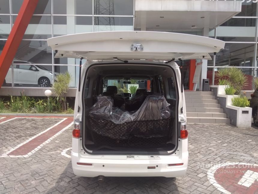 Jual Mobil  Daihatsu Luxio  2019 X 1 5 di Banten Manual MPV 